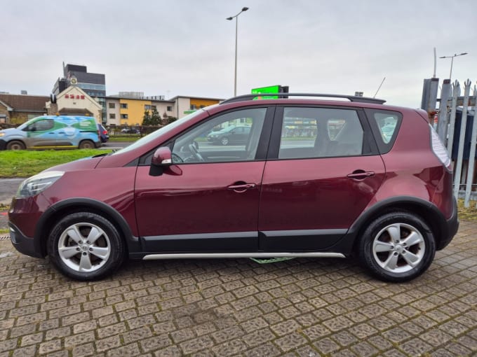 2025 Renault Scenic