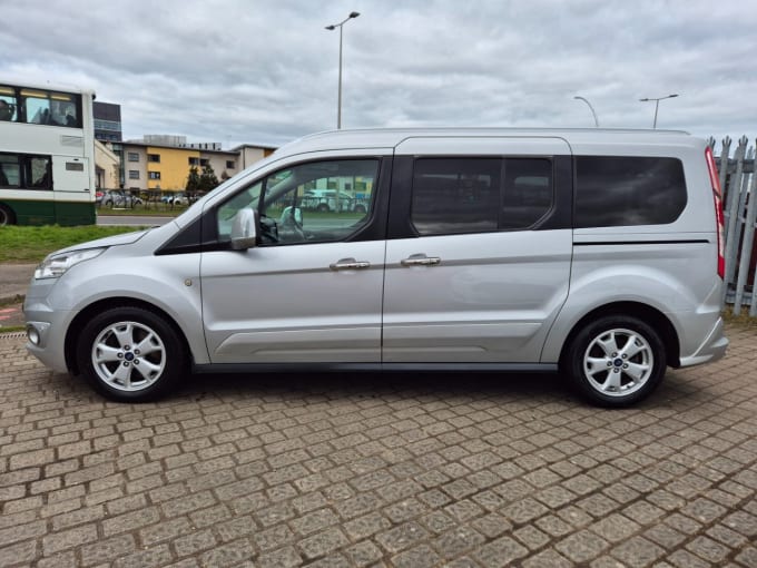 2025 Ford Grand Tourneo Connect