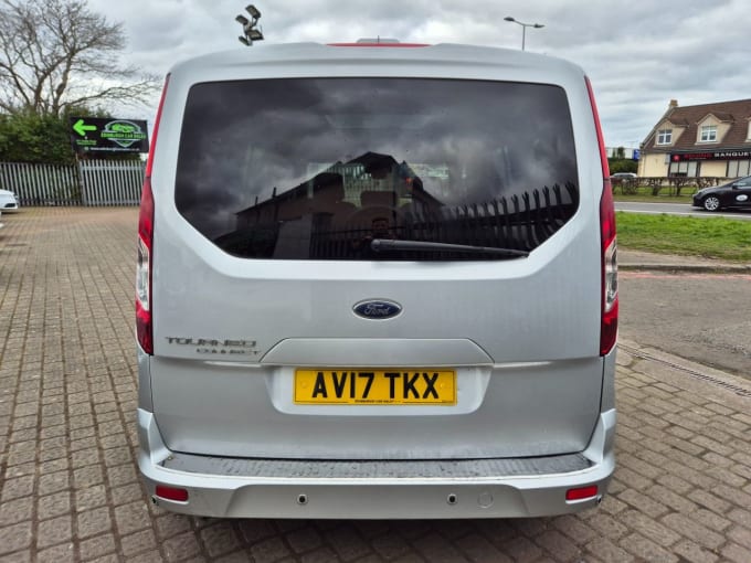 2025 Ford Grand Tourneo Connect