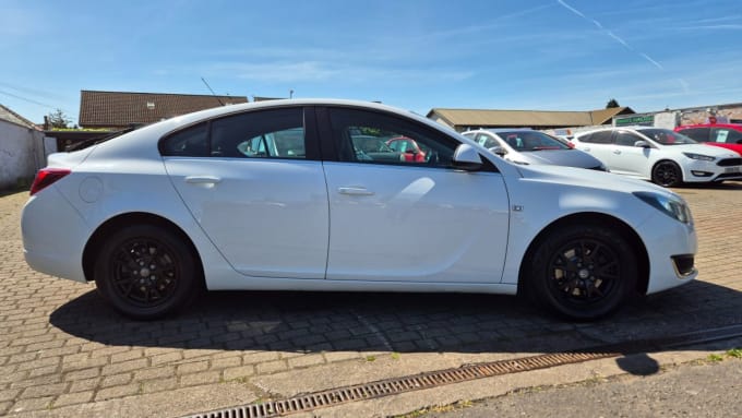 2025 Vauxhall Insignia