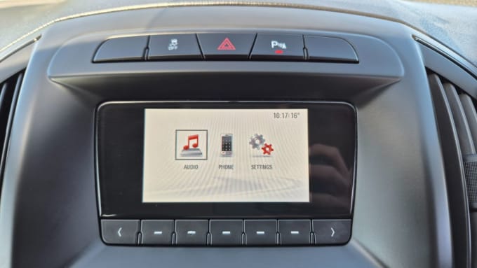 2025 Vauxhall Insignia