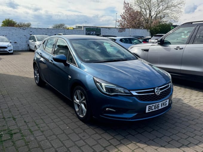 2025 Vauxhall Astra