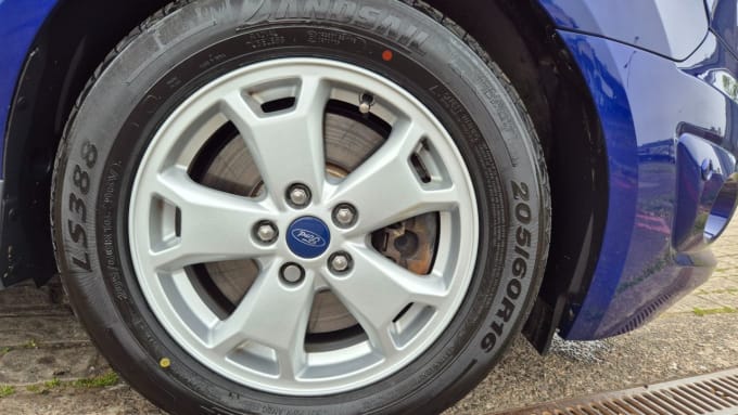 2025 Ford Grand Tourneo Connect