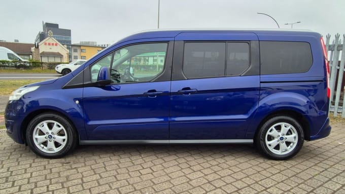 2025 Ford Grand Tourneo Connect