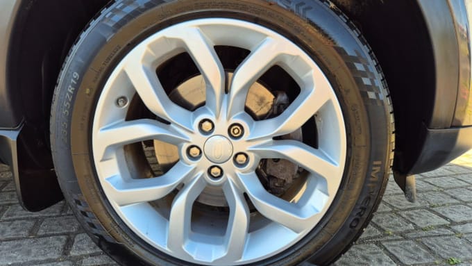 2025 Land Rover Discovery Sport