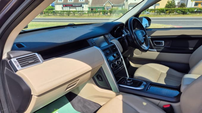 2025 Land Rover Discovery Sport