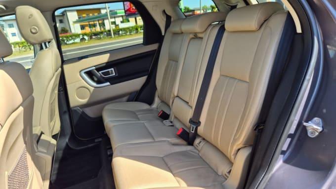 2025 Land Rover Discovery Sport