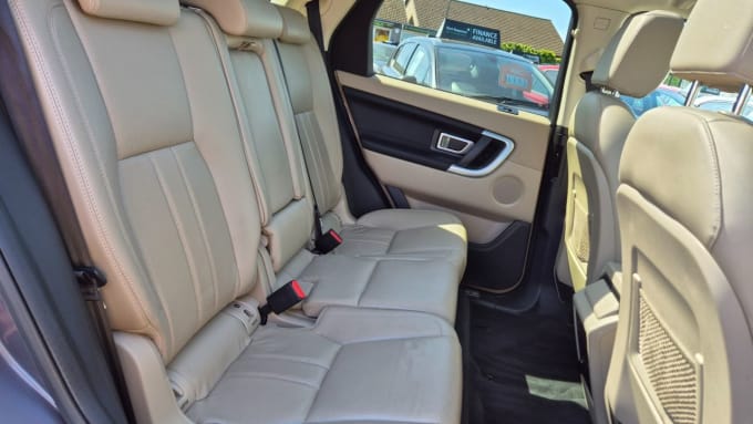 2025 Land Rover Discovery Sport