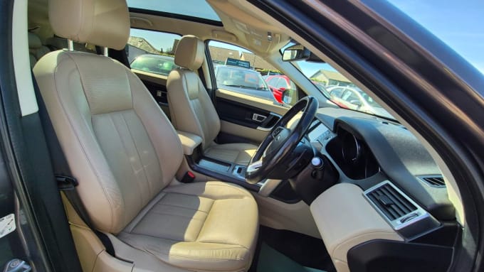 2025 Land Rover Discovery Sport