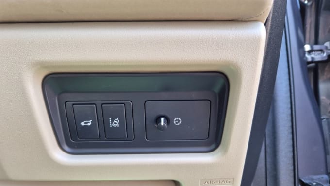 2025 Land Rover Discovery Sport