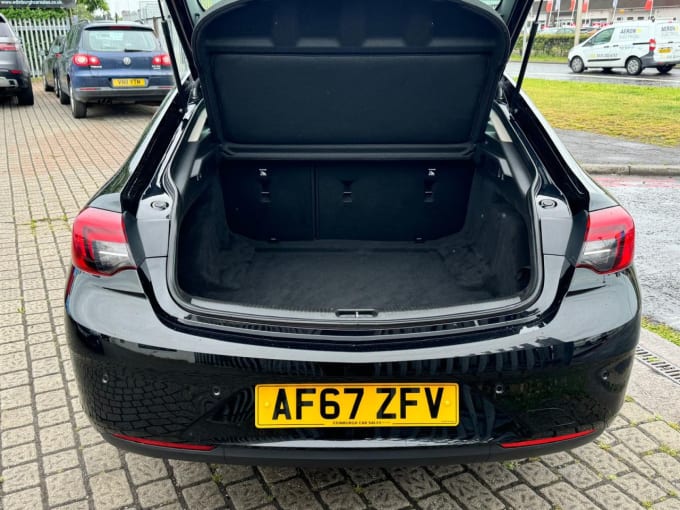 2025 Vauxhall Insignia
