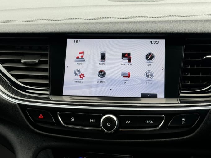 2025 Vauxhall Insignia