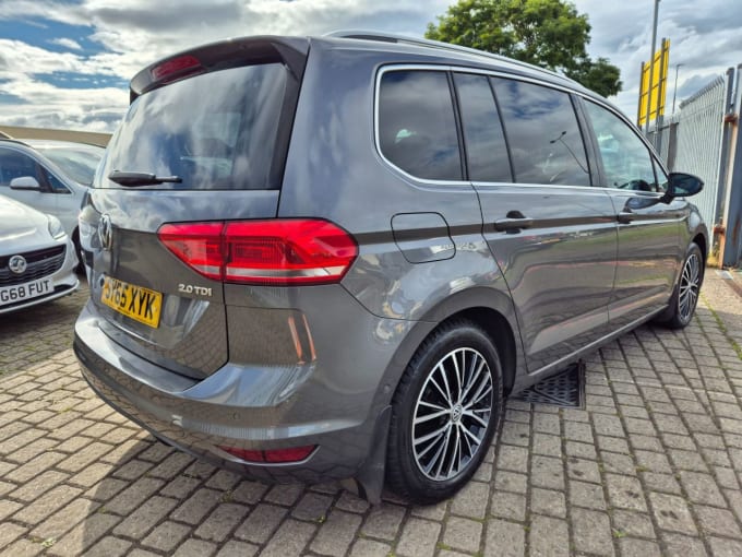 2025 Volkswagen Touran