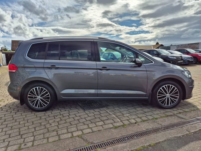 2025 Volkswagen Touran