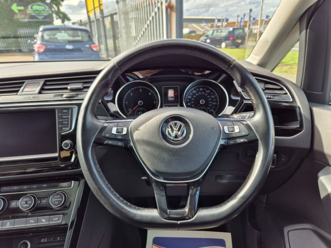 2025 Volkswagen Touran