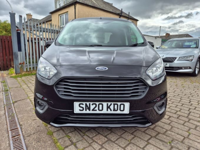 2025 Ford Tourneo Courier