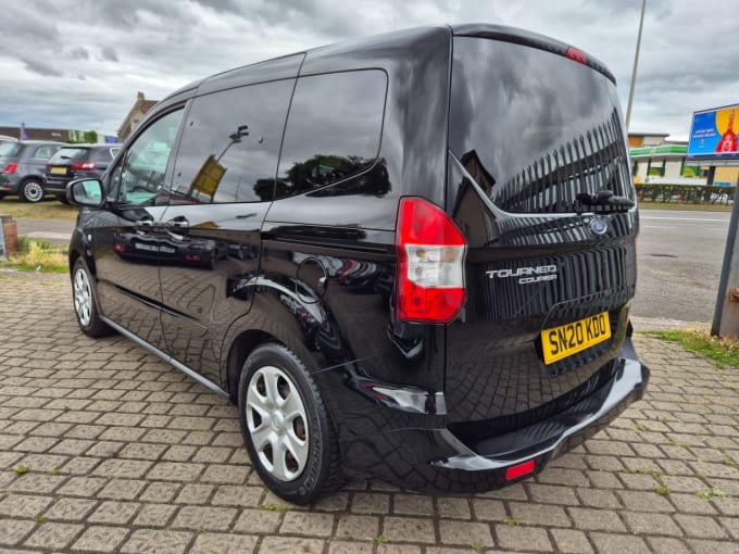 2025 Ford Tourneo Courier