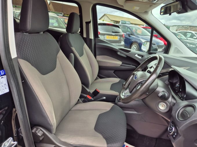 2025 Ford Tourneo Courier