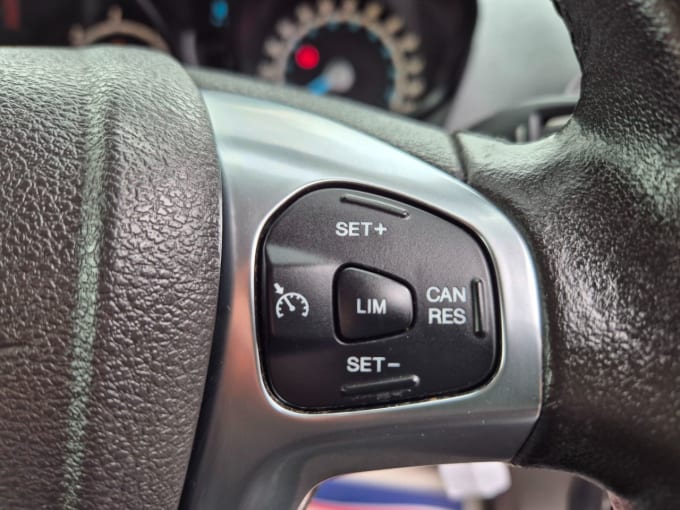 2025 Ford Tourneo Courier