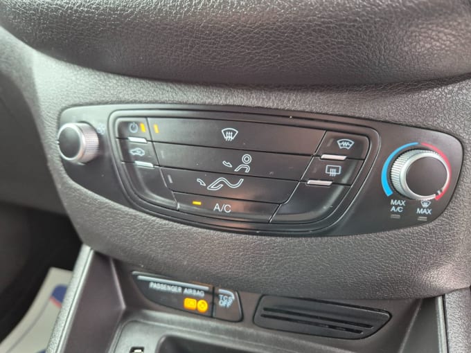 2025 Ford Tourneo Courier