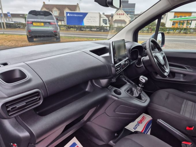 2025 Vauxhall Combo Life