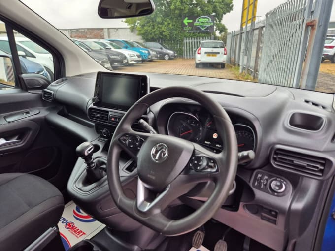 2025 Vauxhall Combo Life