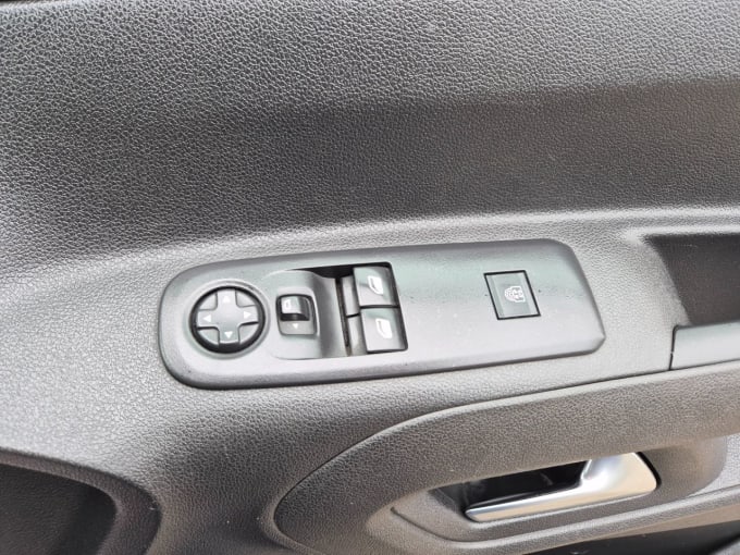 2025 Vauxhall Combo Life