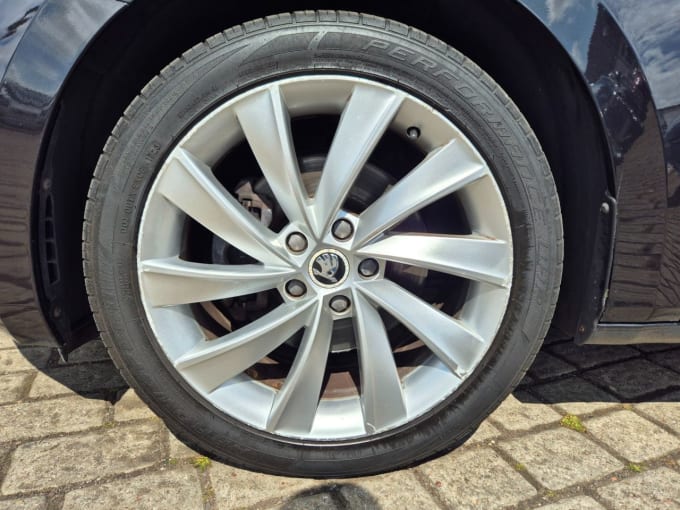 2025 Skoda Superb
