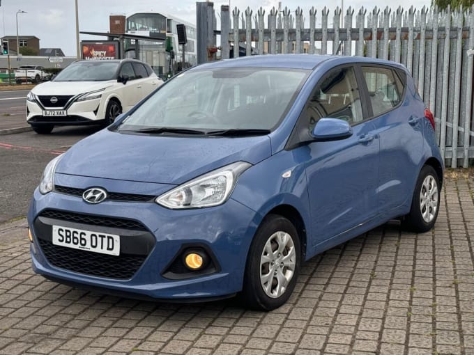 2025 Hyundai I10