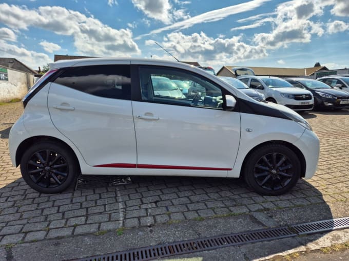 2025 Toyota Aygo