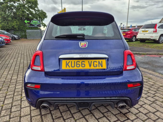 2025 Abarth 595