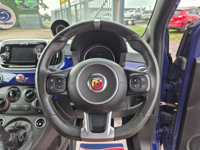 2025 Abarth 595
