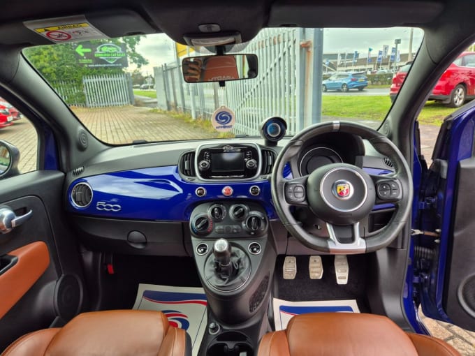 2025 Abarth 595