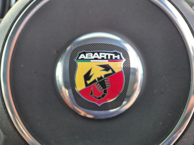 2025 Abarth 595
