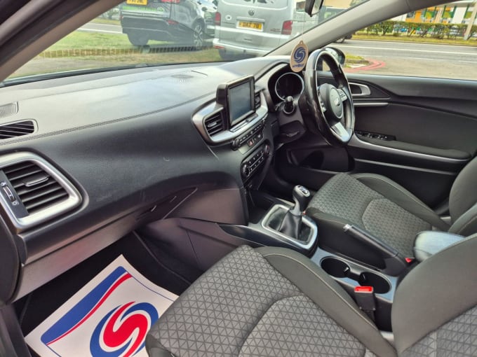2025 Kia Ceed