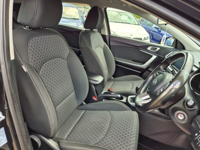 2025 Kia Ceed
