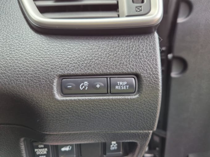 2025 Nissan X-trail