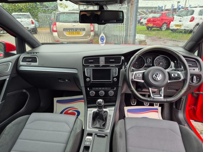 2016 Volkswagen Golf