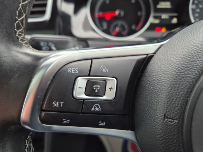 2016 Volkswagen Golf