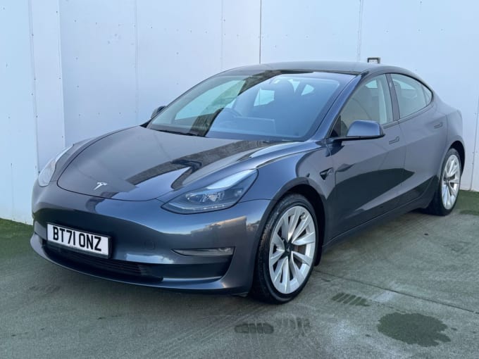 2025 Tesla Model 3