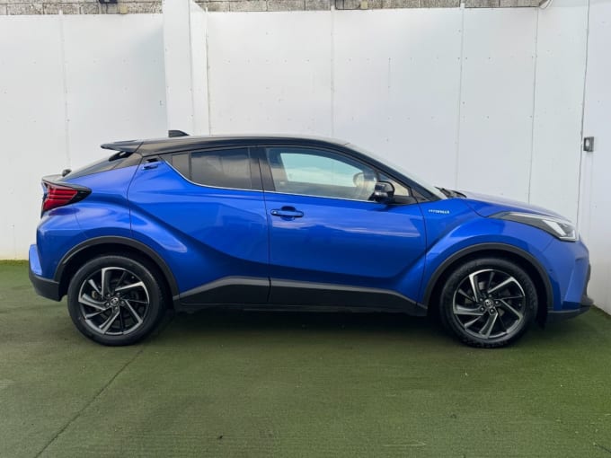 2025 Toyota C-hr