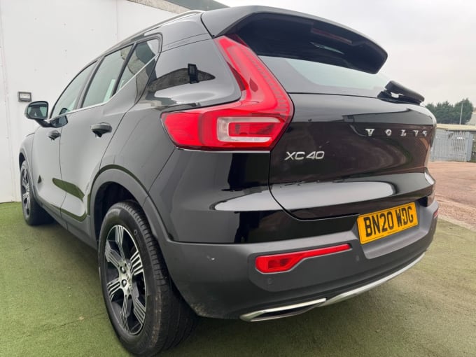 2025 Volvo Xc40