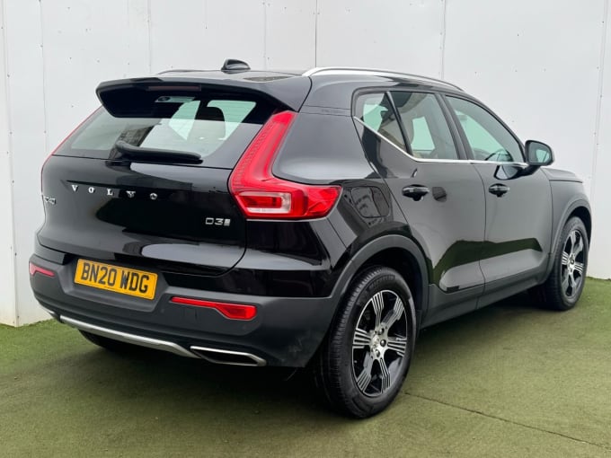 2025 Volvo Xc40