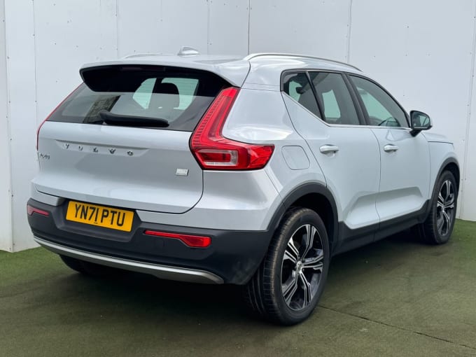 2025 Volvo Xc40