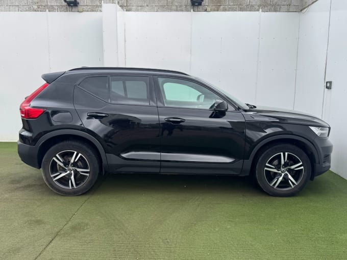 2025 Volvo Xc40