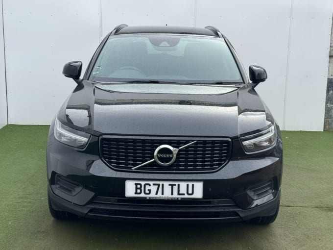 2025 Volvo Xc40