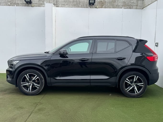 2025 Volvo Xc40