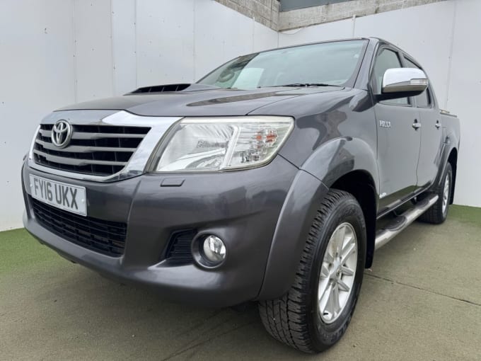 2025 Toyota Hi-lux