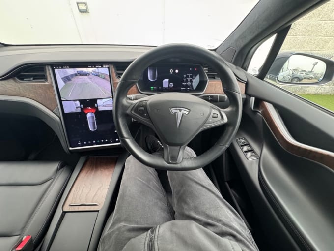 2025 Tesla Model X