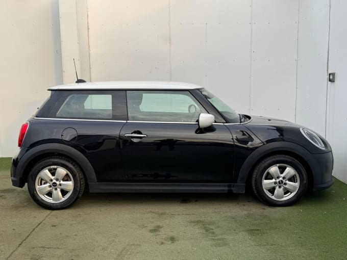 2025 Mini Hatch